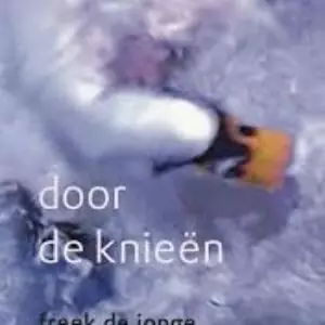Door de knieën